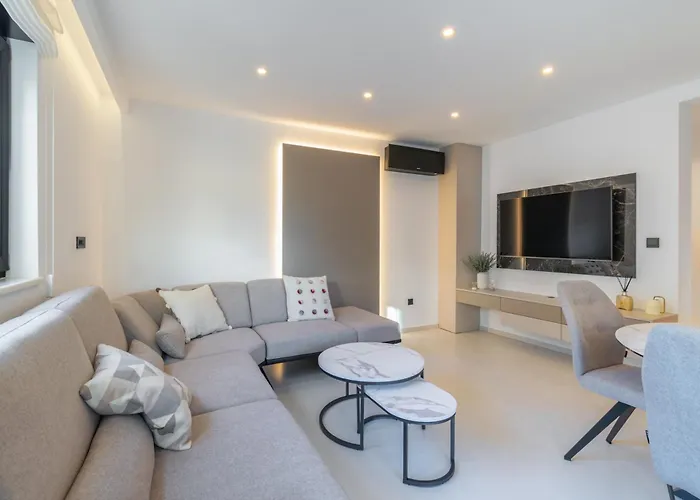 Lux Aleo Makarska